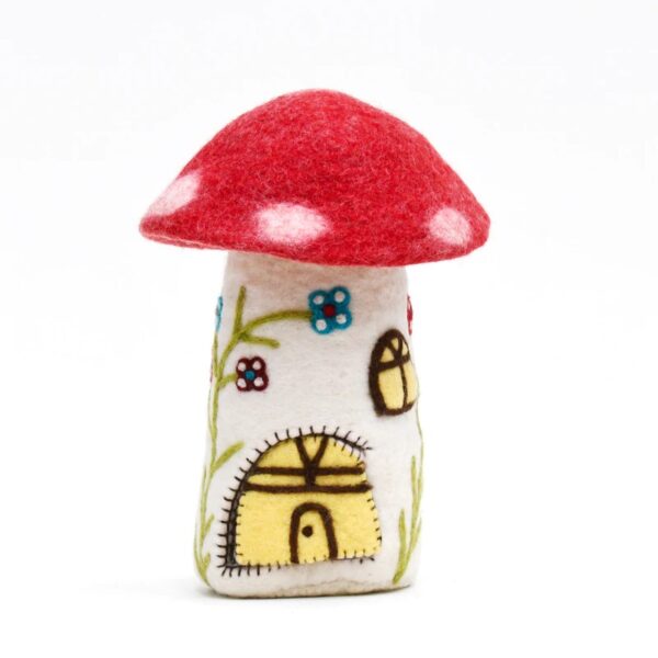 fairies-and-gnomes-house-red-mushroom