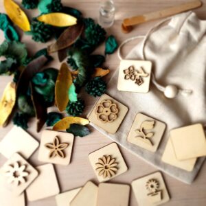 wooden-memory-flowers-game